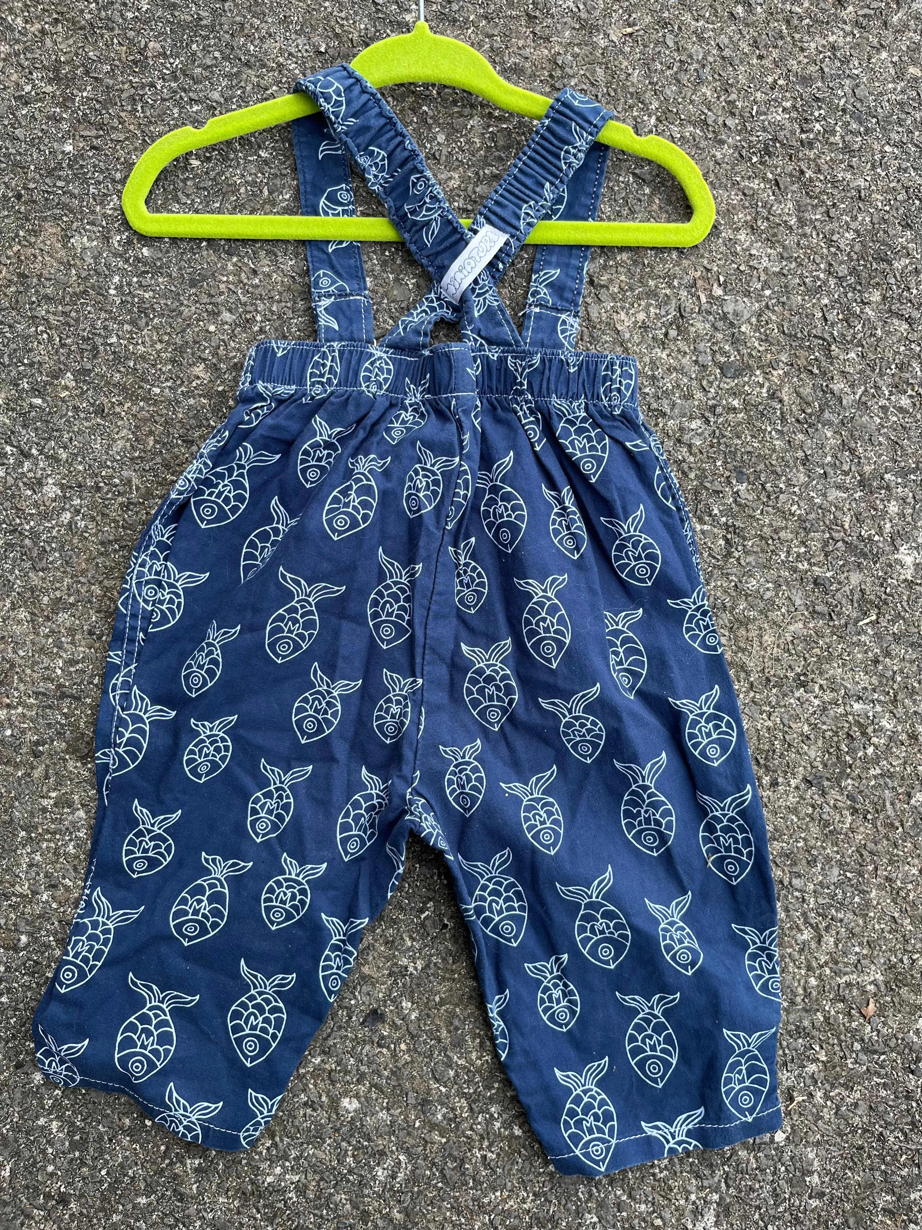 80s fish dungarees  3-6m (62-68cm)