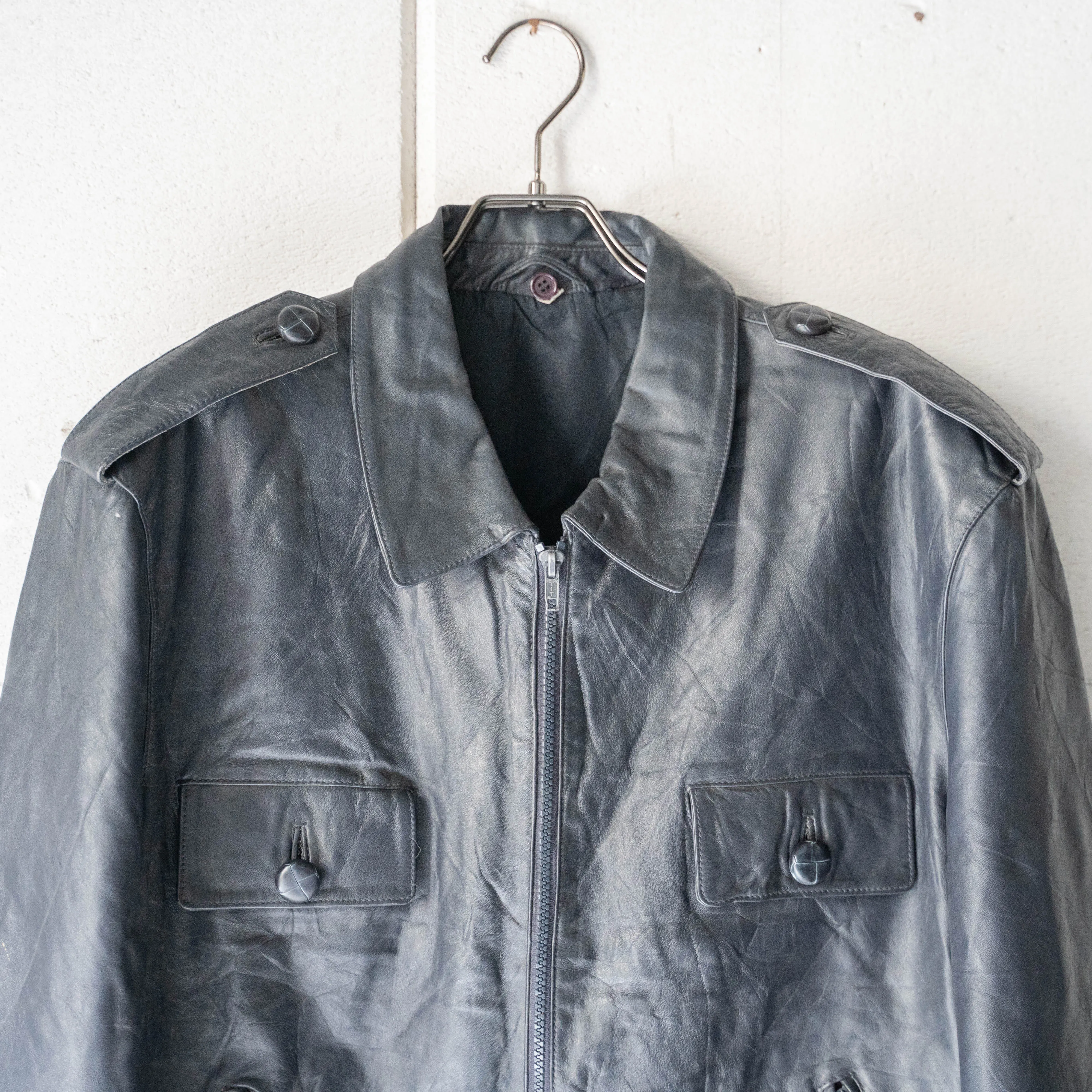 around 1970s Portugal thinsulate leather short jacket