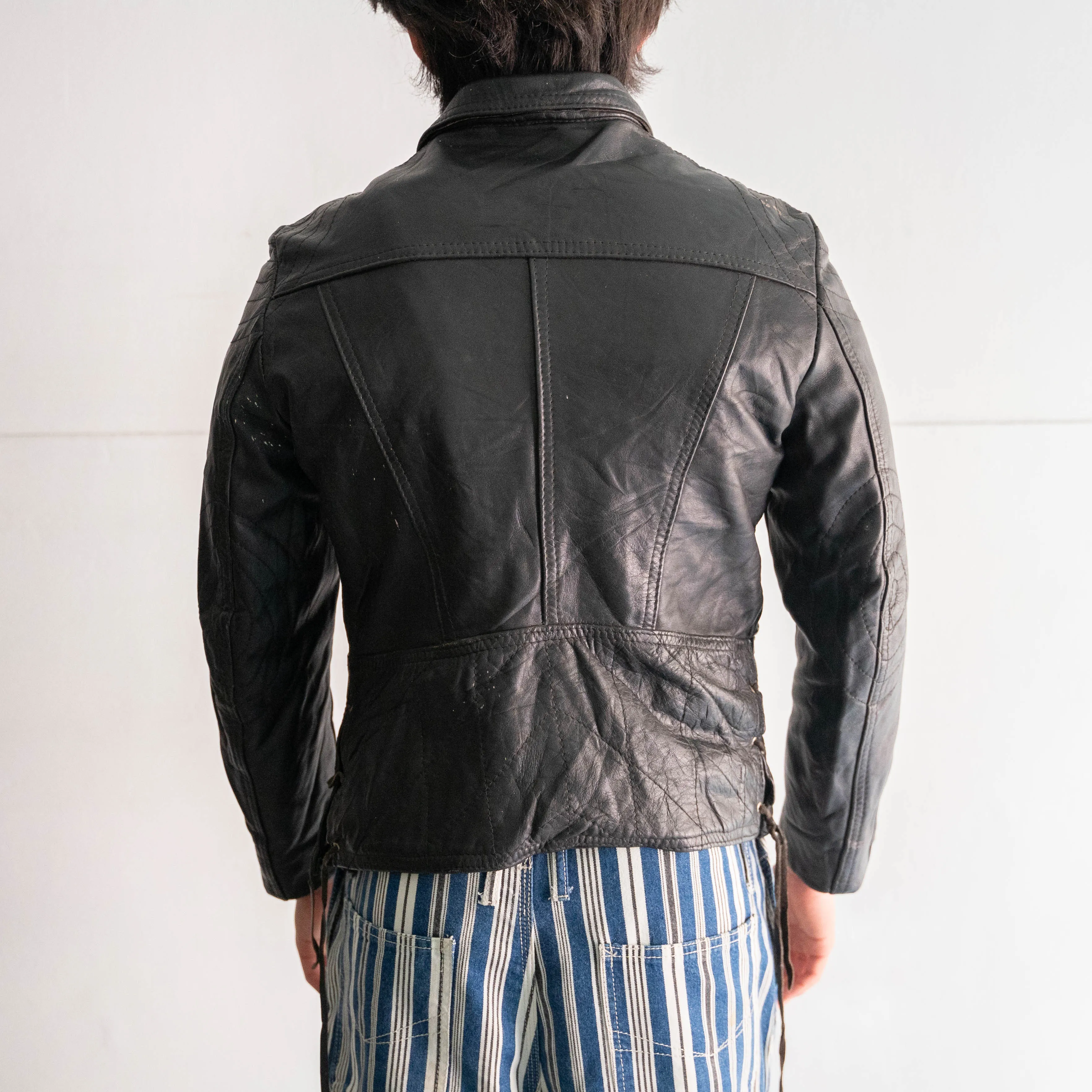 around 1980s Europe black leather motorcycle  short jacket