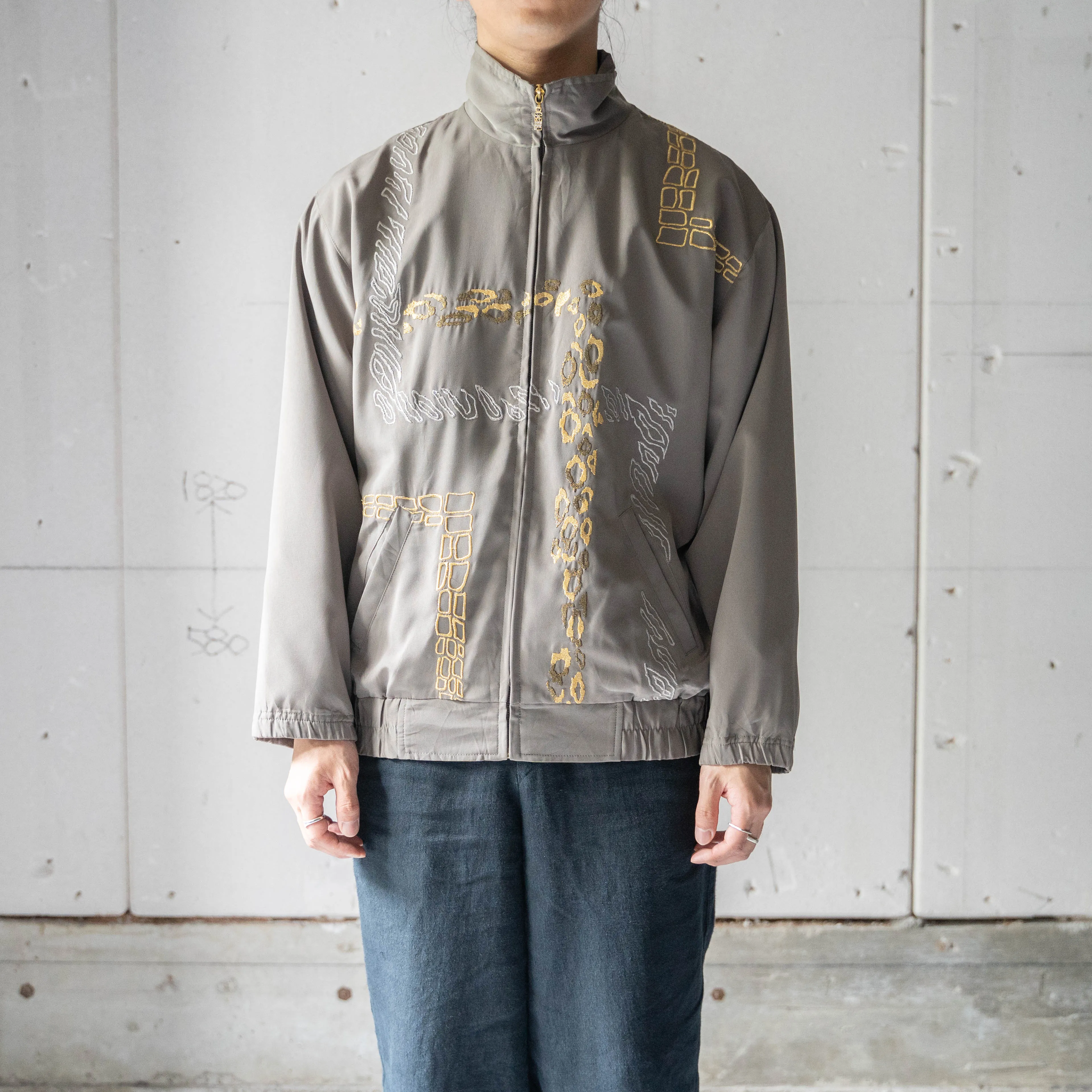 around 1990s olive gray embroidery design jacket