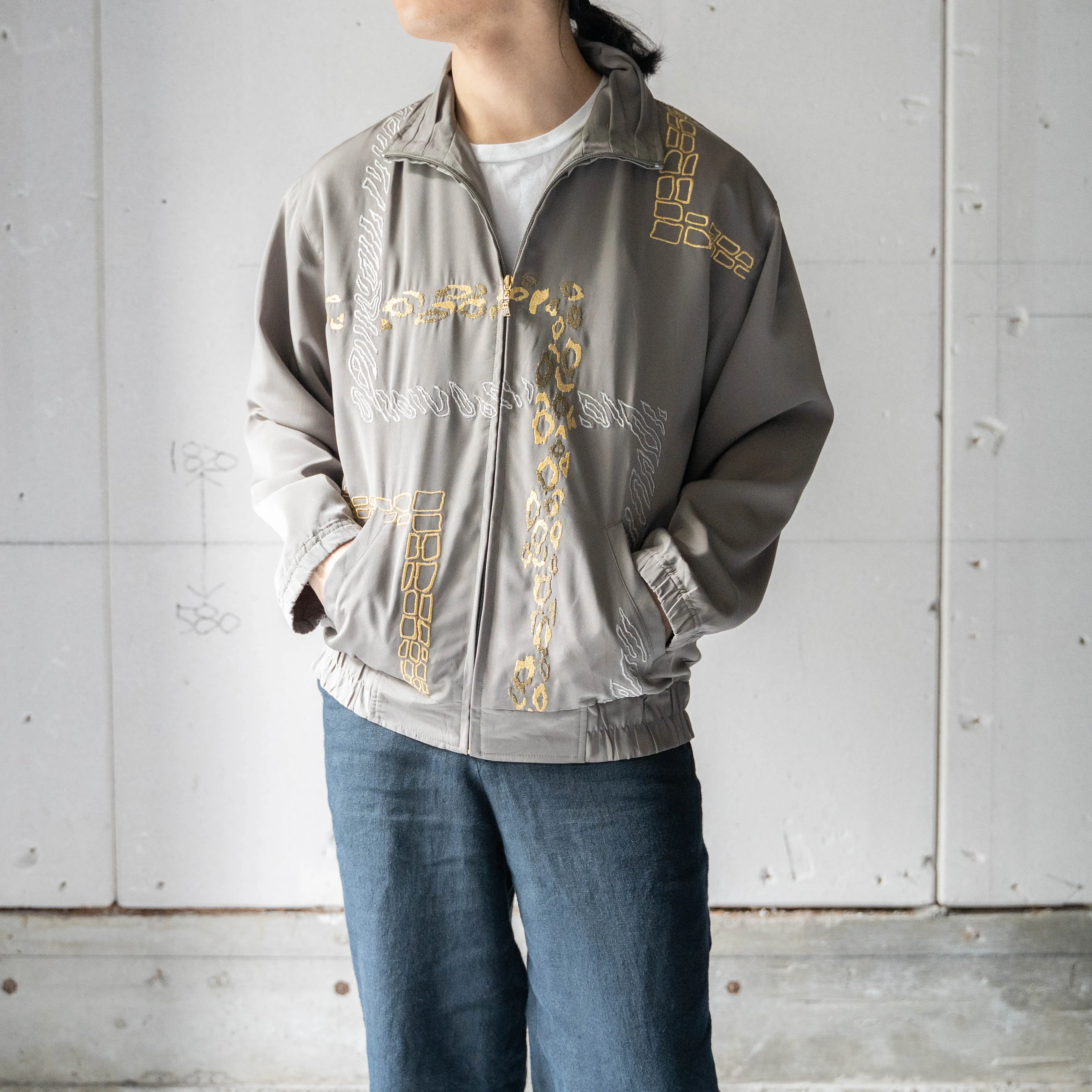 around 1990s olive gray embroidery design jacket