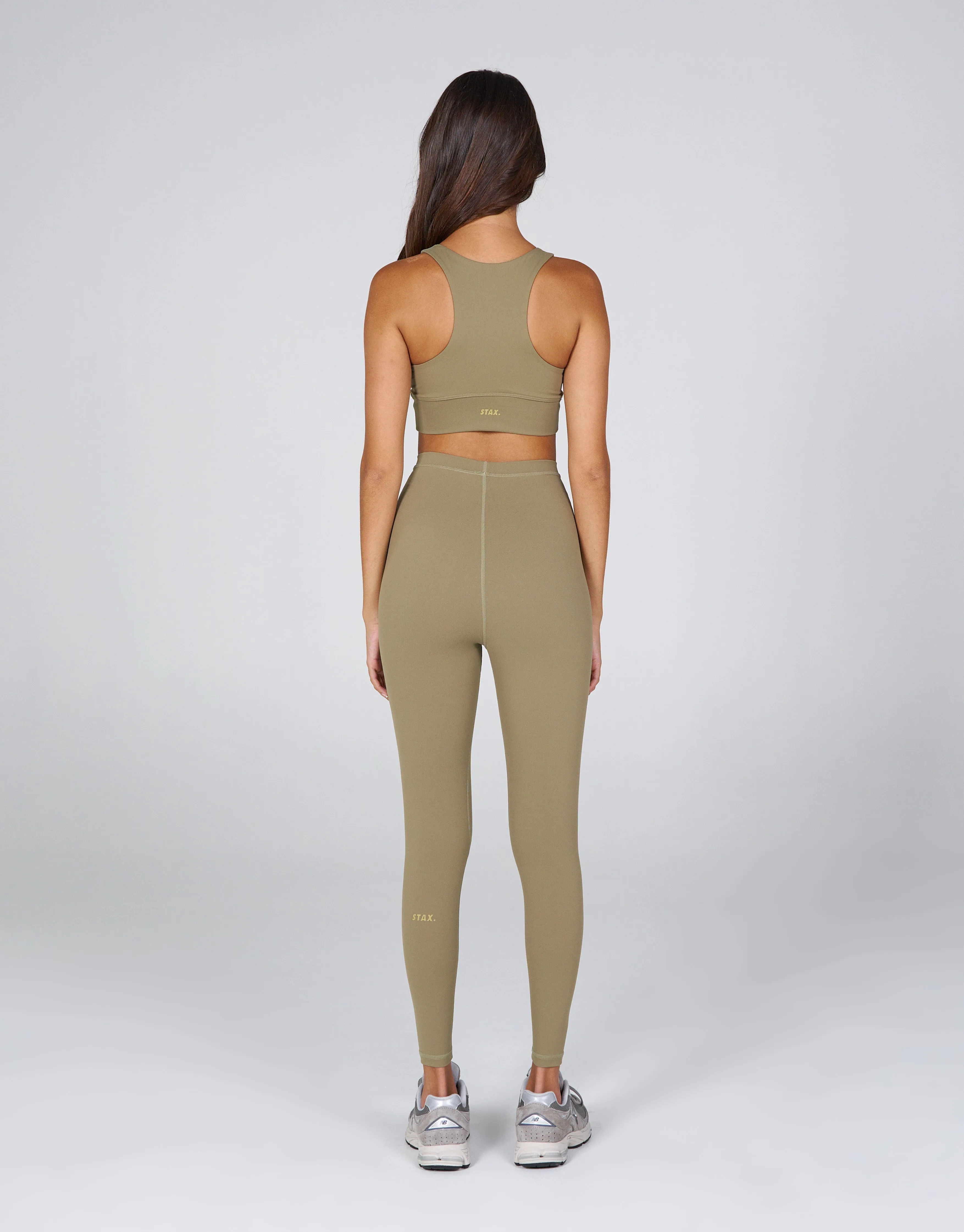 AW Crop - Olive (Creo)