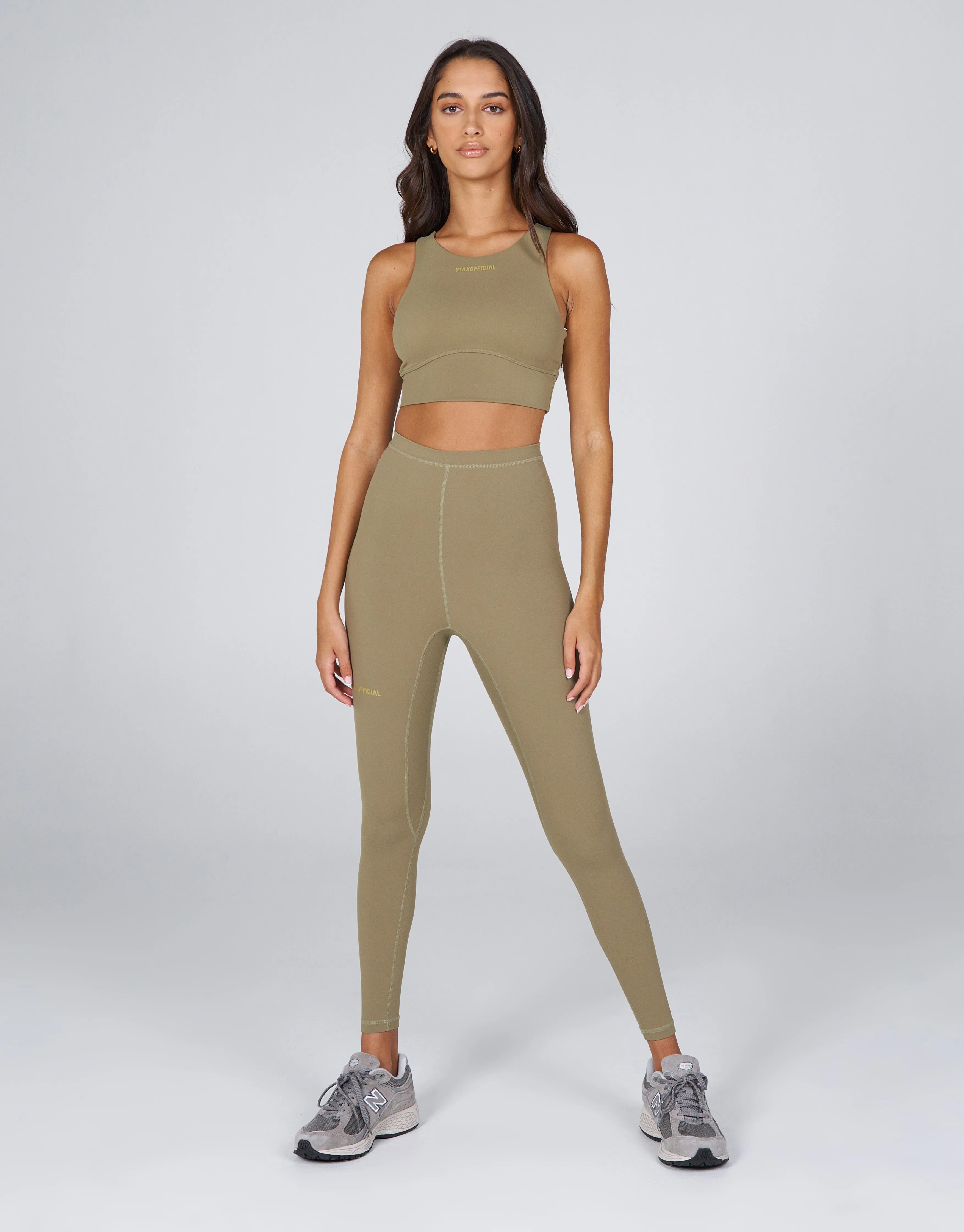 AW Crop - Olive (Creo)