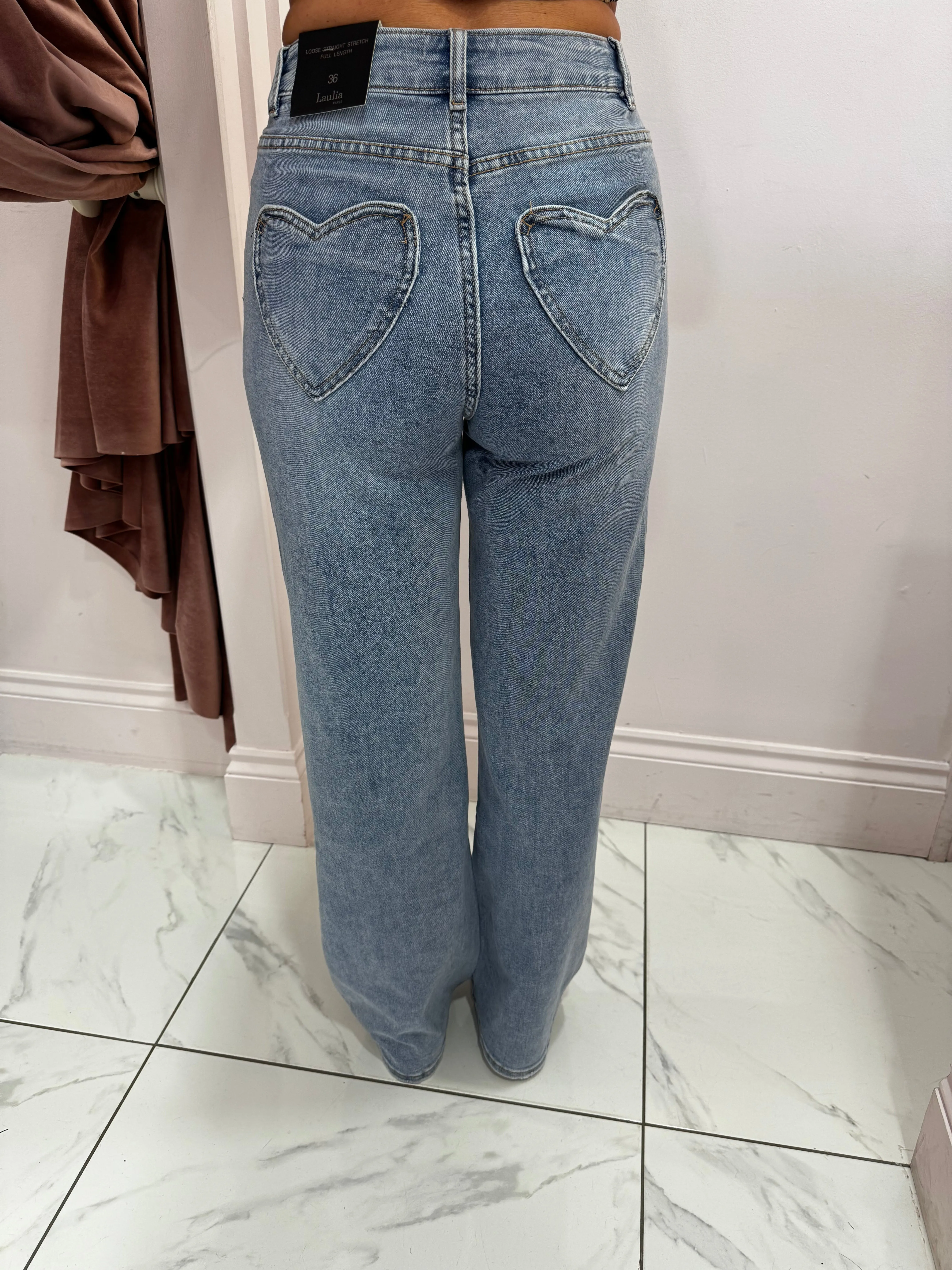 Brooke Loose Straight Stretch Jeans