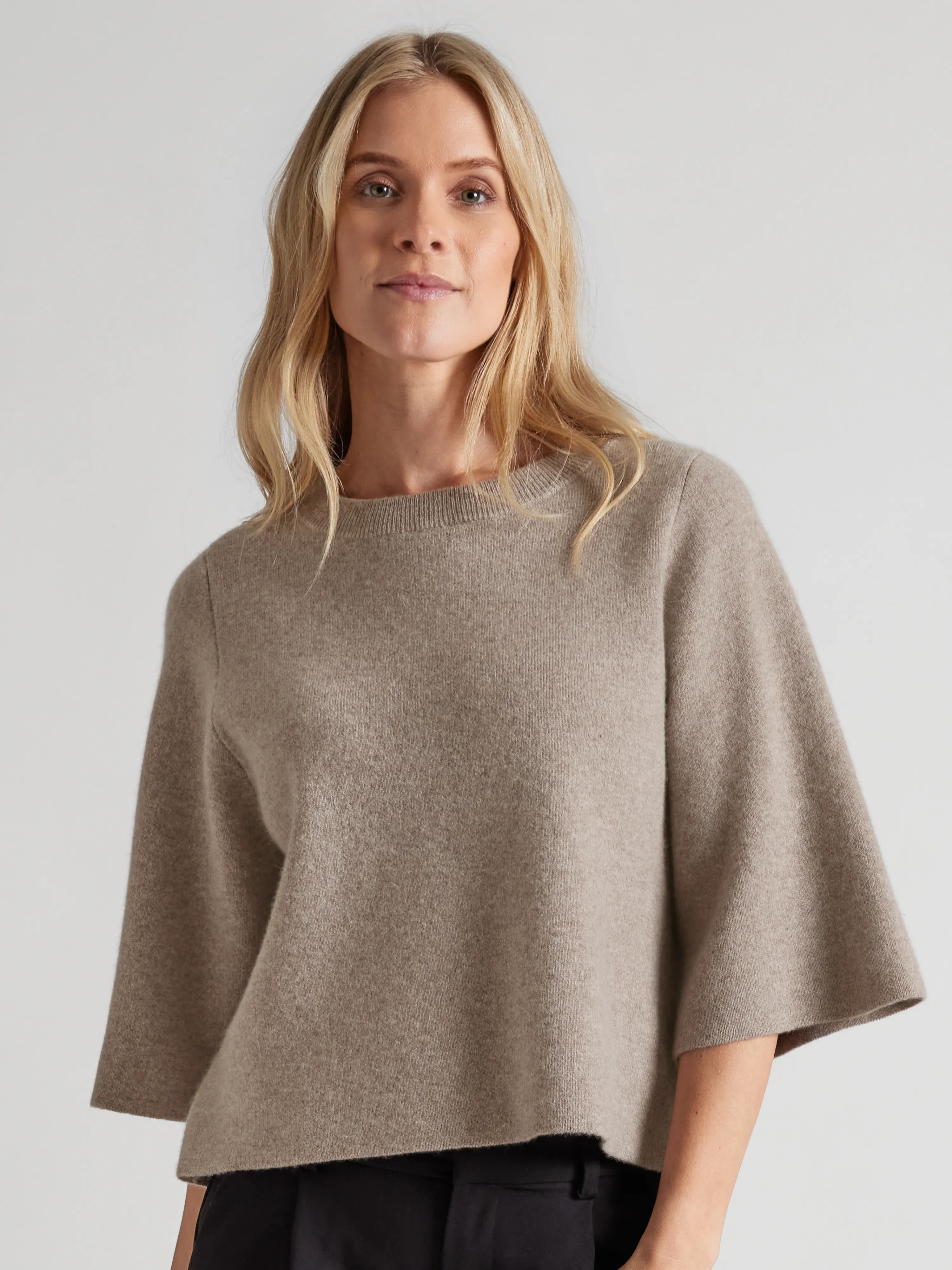 Cashmere sweater  "Dina sweater" - toast