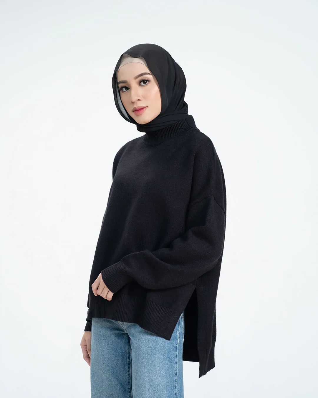 Esmee Sweater - Black - Sweater Atasan Knitwear Wanita - KW1720060