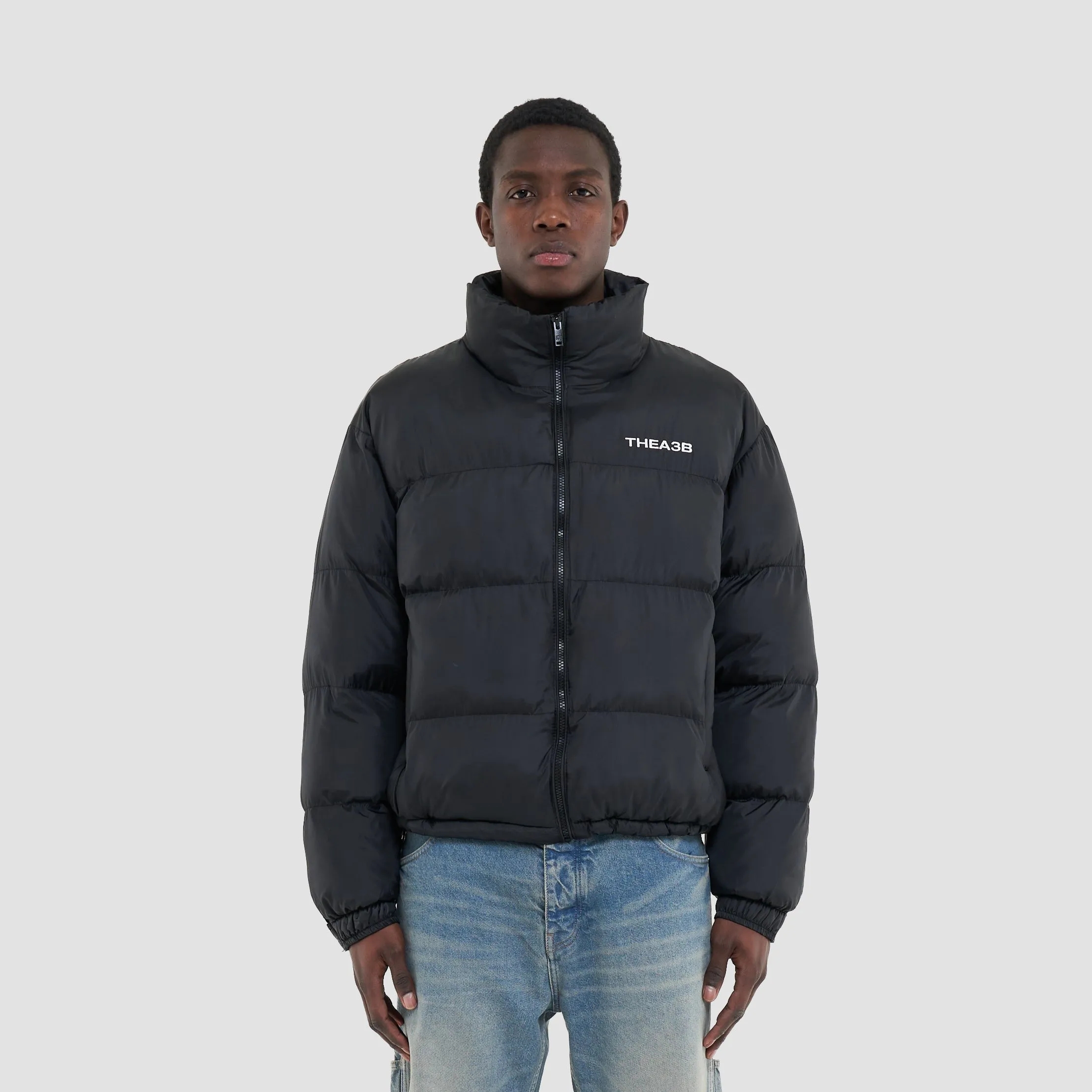 ESSENCE LOGO PUFFER FROSTED - BLACK