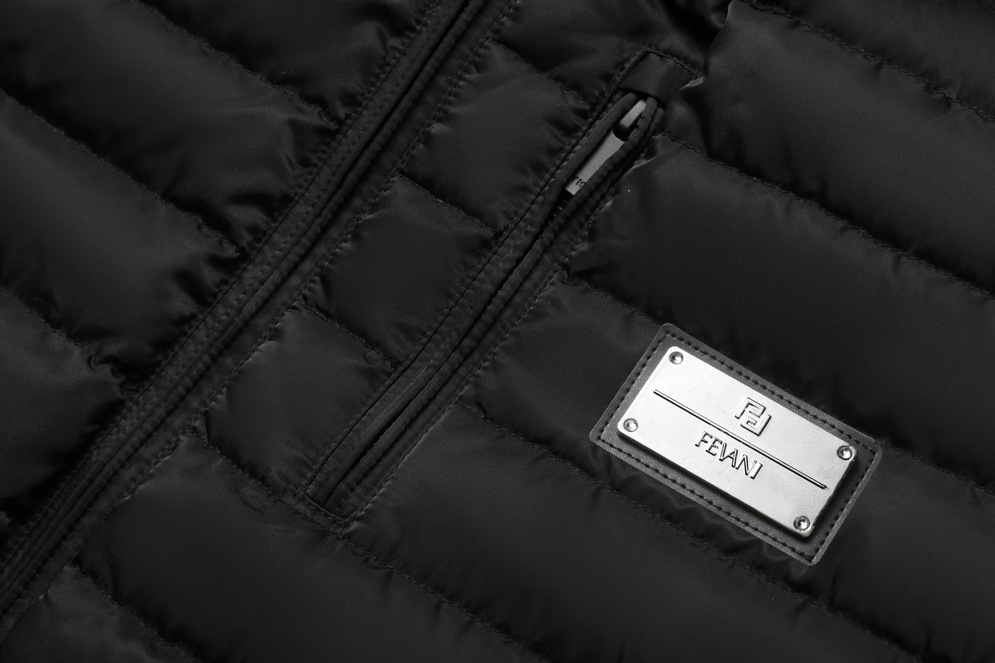 Men's Exquisite Down Jacket in Black