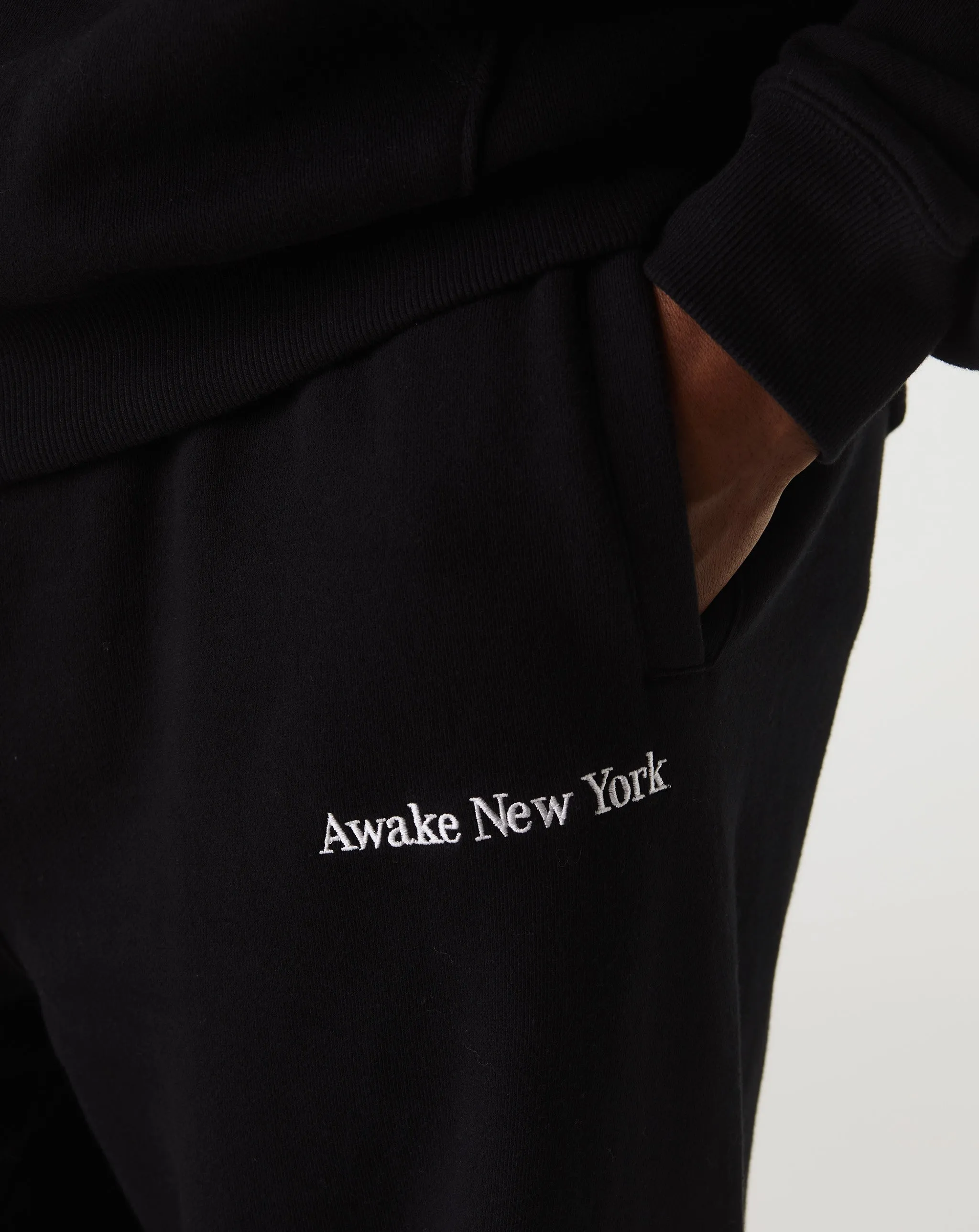 Serif Sweatpants