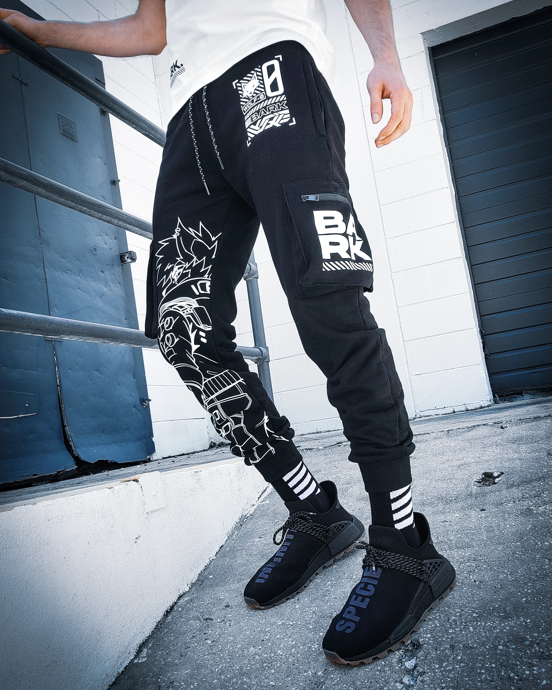 W-01F JOGGERS