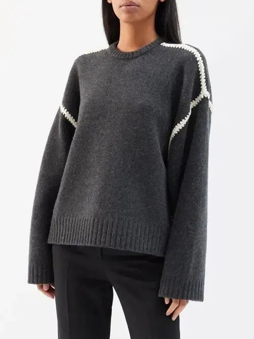 Women’s Cashmere and Wool Stitch Contrast Sweater in Gray